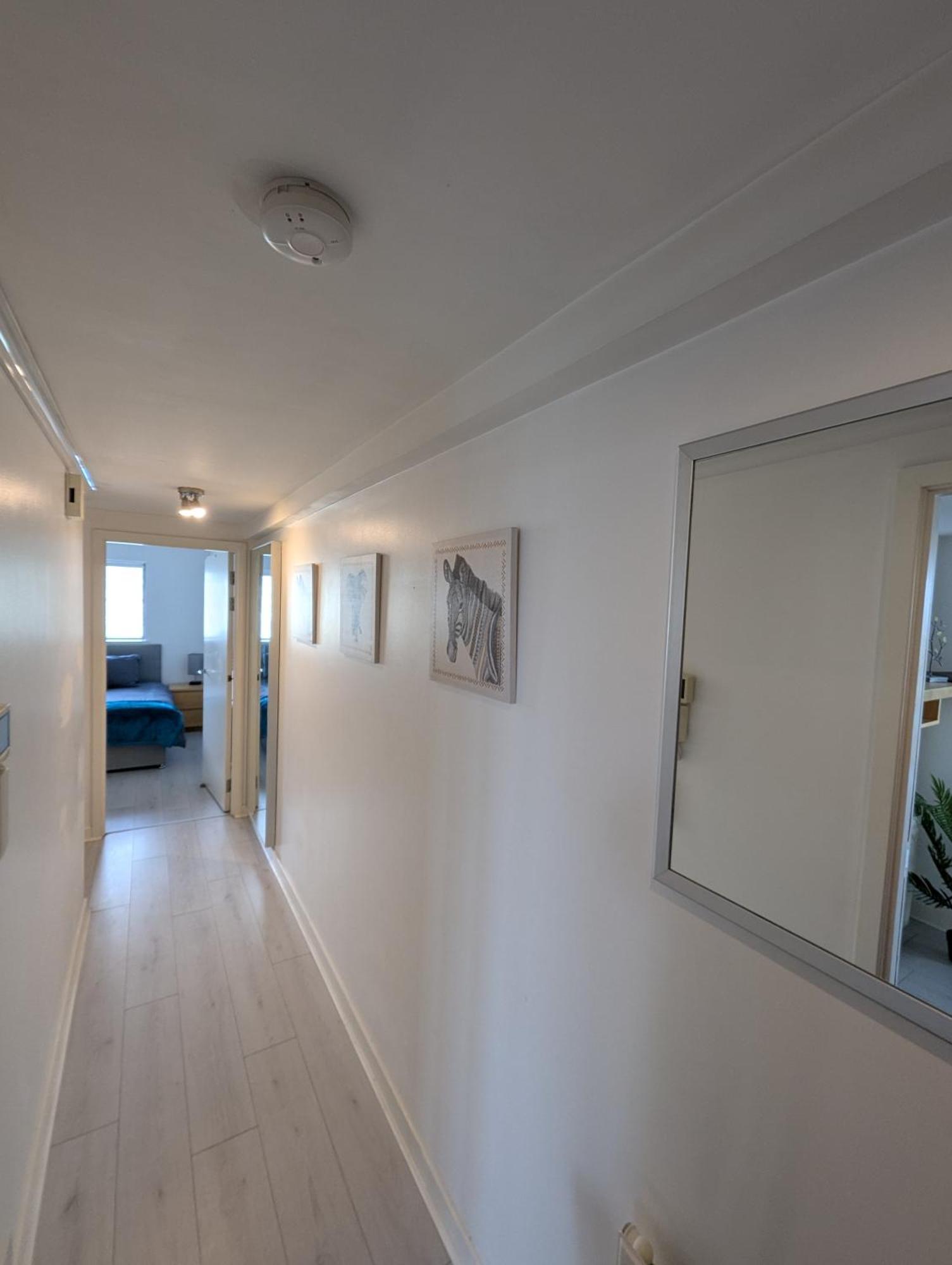 Glasgow City Centre Waterfront Apartment Экстерьер фото