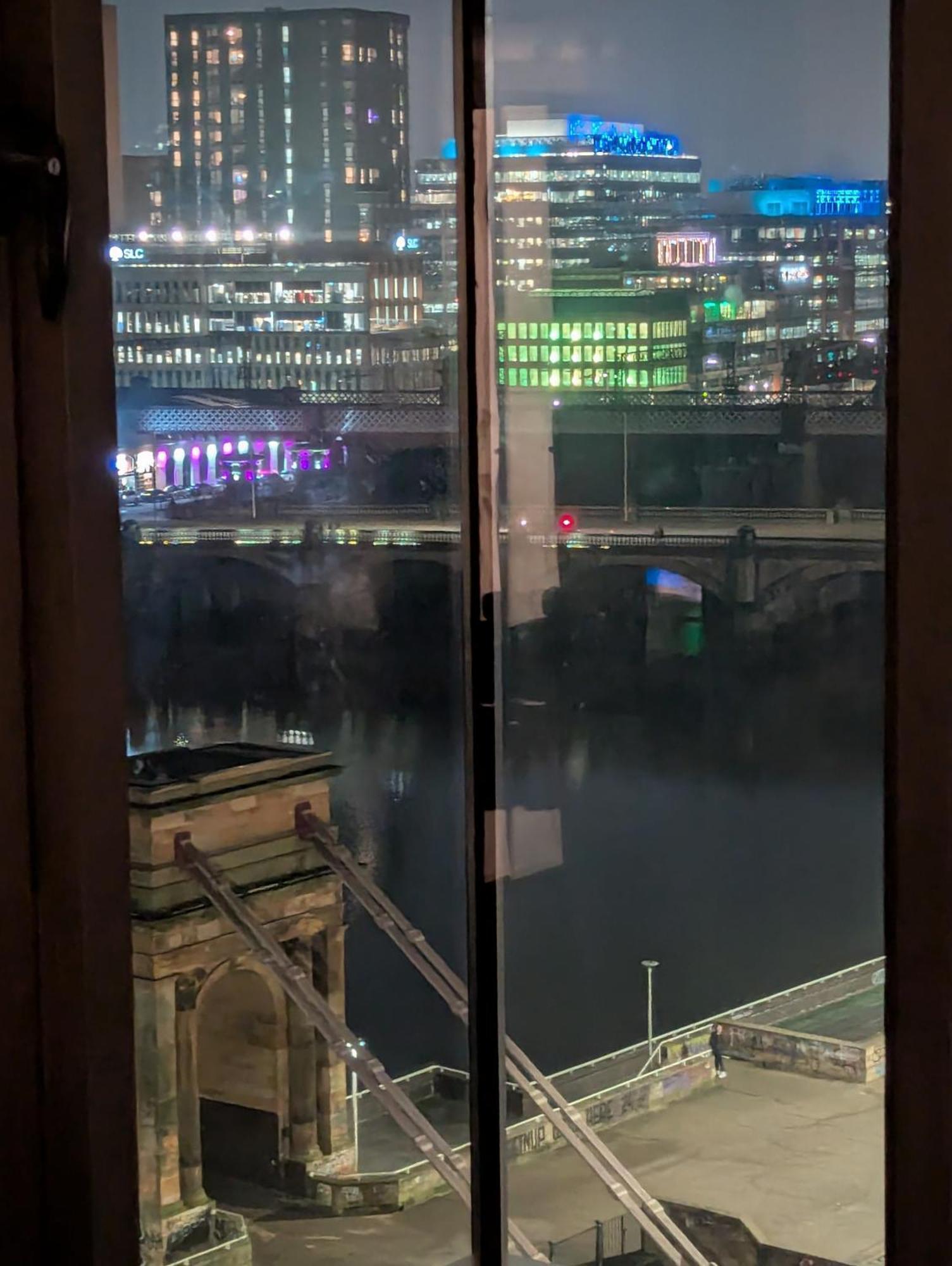 Glasgow City Centre Waterfront Apartment Экстерьер фото